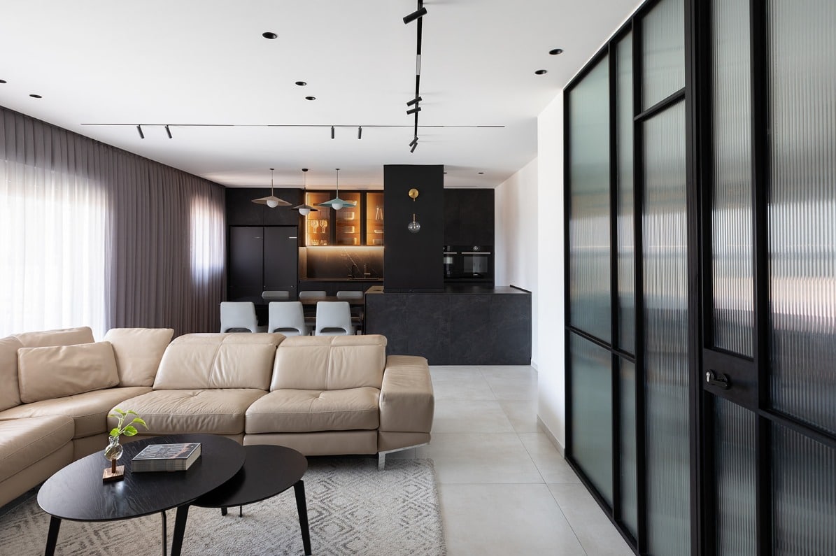 WhatsApp Image 2025-08-17 at 13.11.32