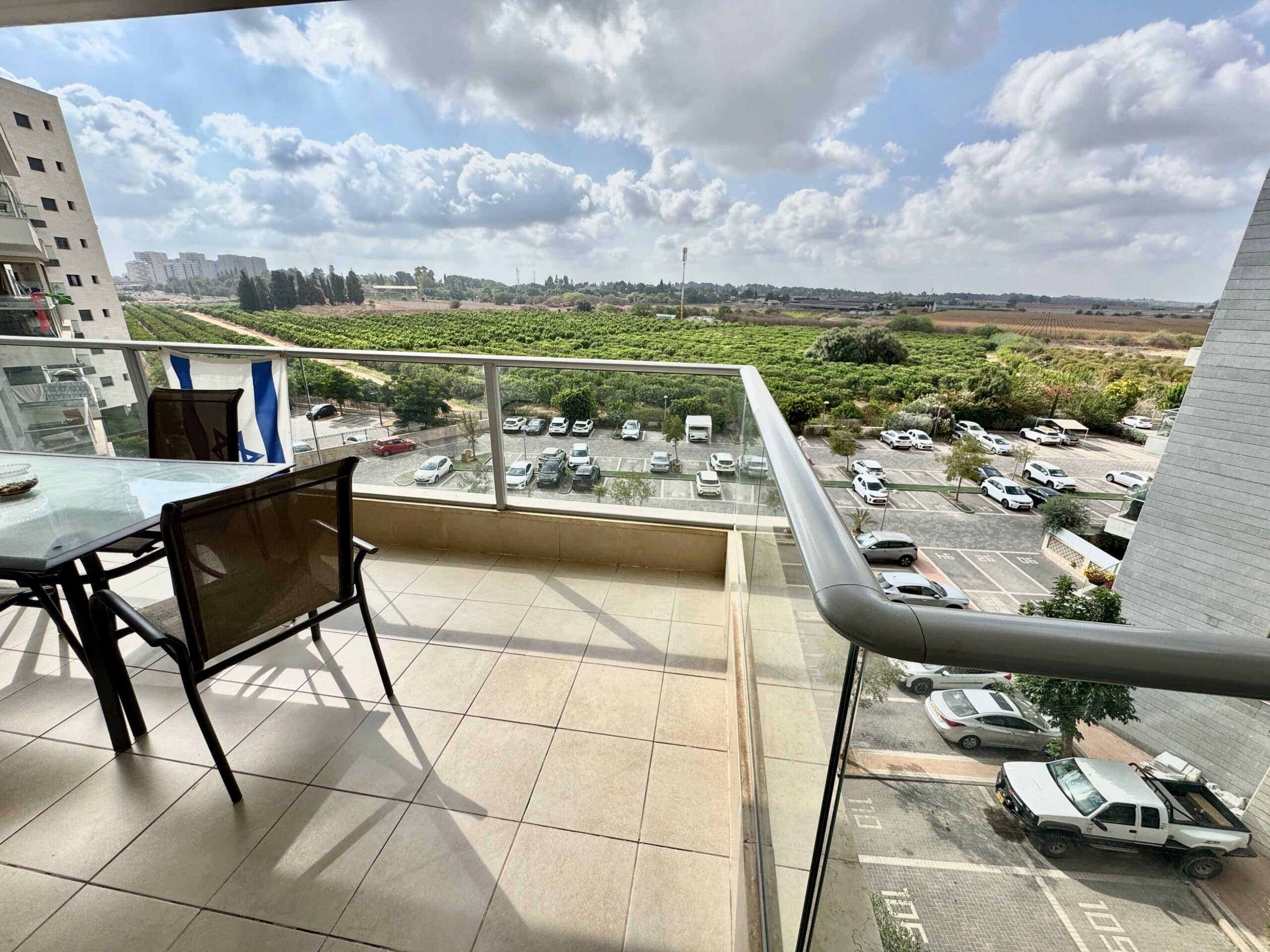 WhatsApp Image 2025-08-25 at 09.40.13