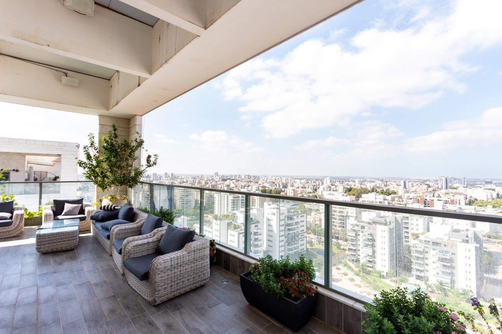 WhatsApp Image 2025-09-14 at 14.36.08 (3)