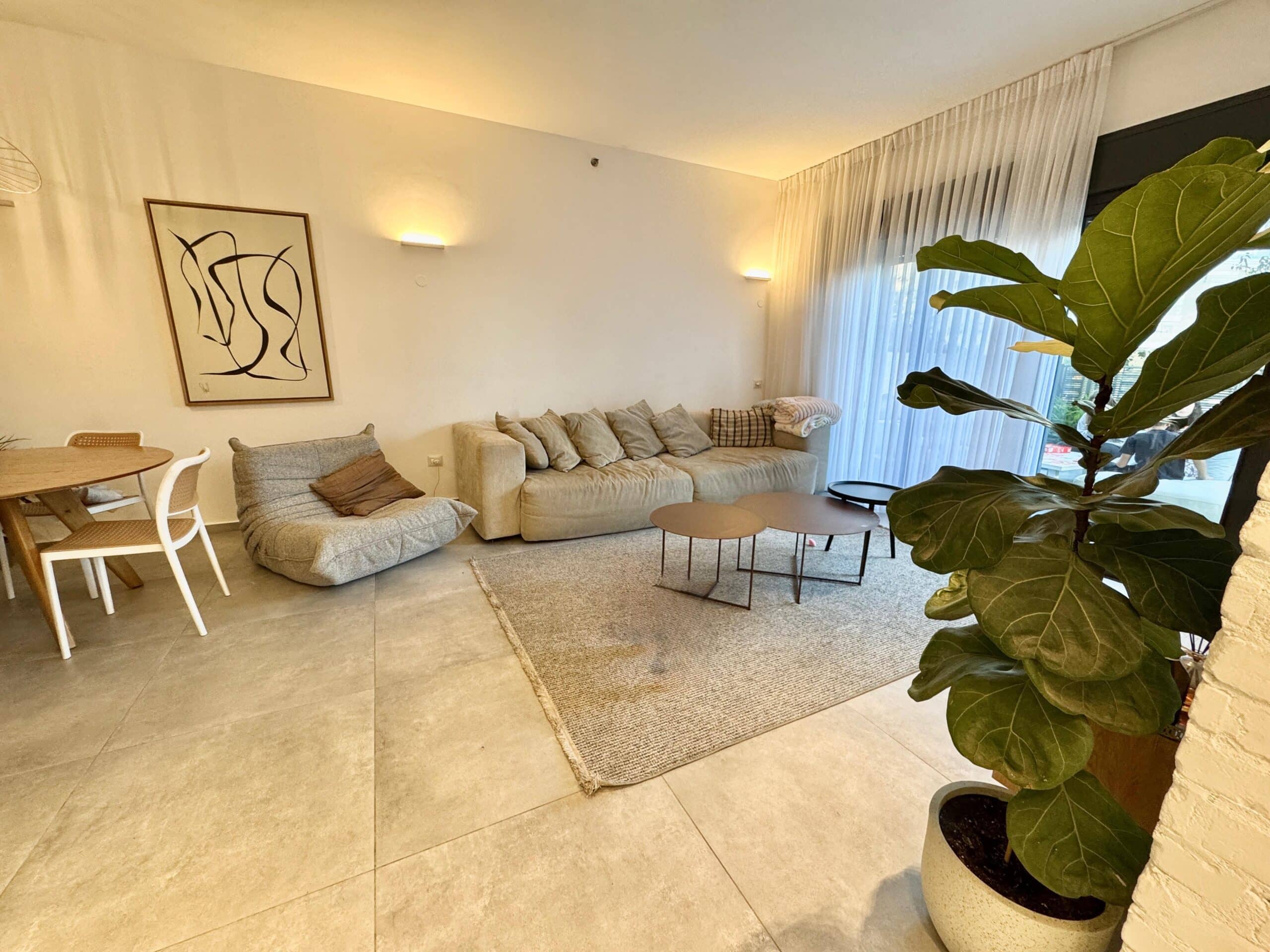 WhatsApp Image 2025-10-15 at 17.04.34