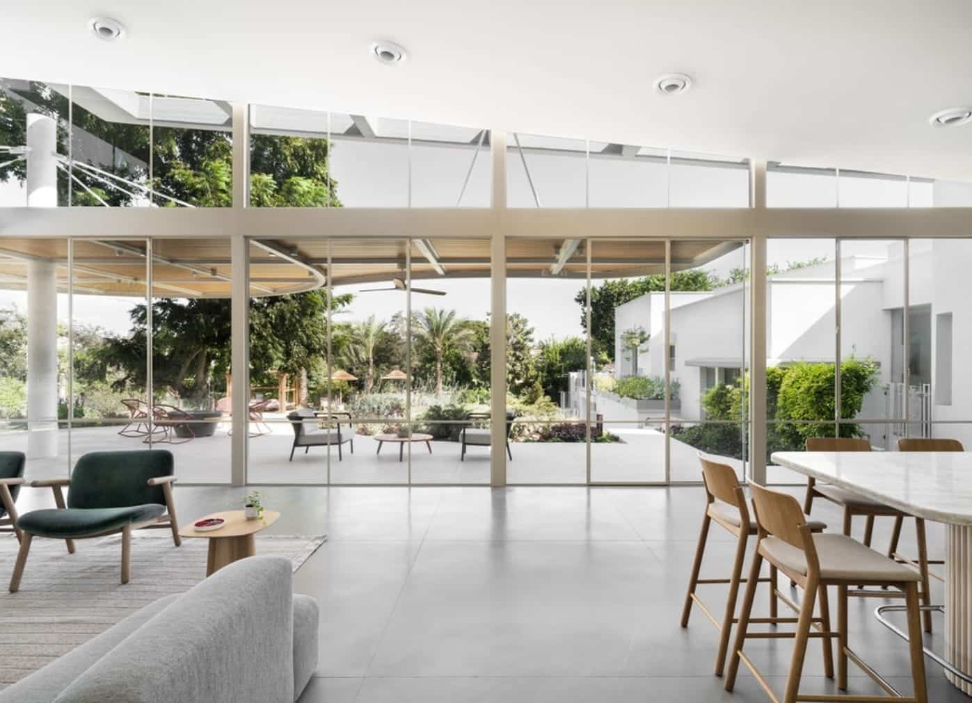 WhatsApp Image 2025-10-28 at 13.21.36