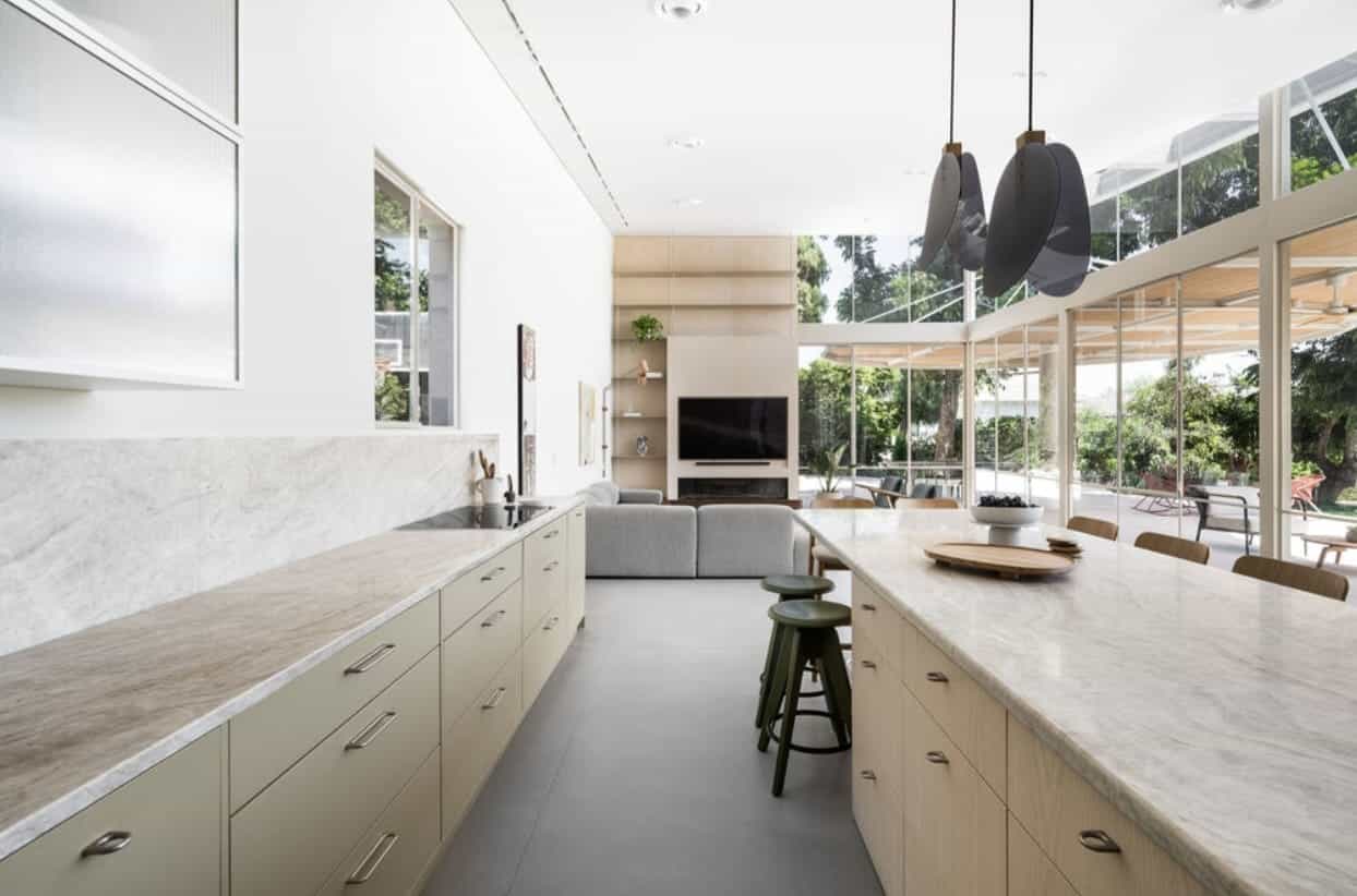 WhatsApp Image 2025-10-28 at 13.27.12 (1)