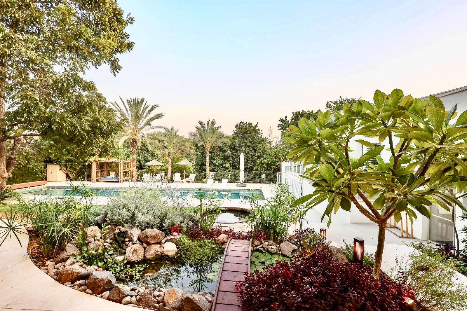 WhatsApp Image 2025-11-09 at 11.04.25 (1)