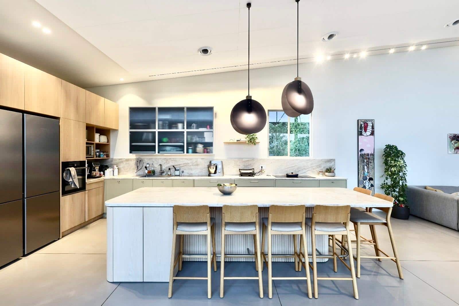 WhatsApp Image 2025-11-09 at 11.04.25 (2)