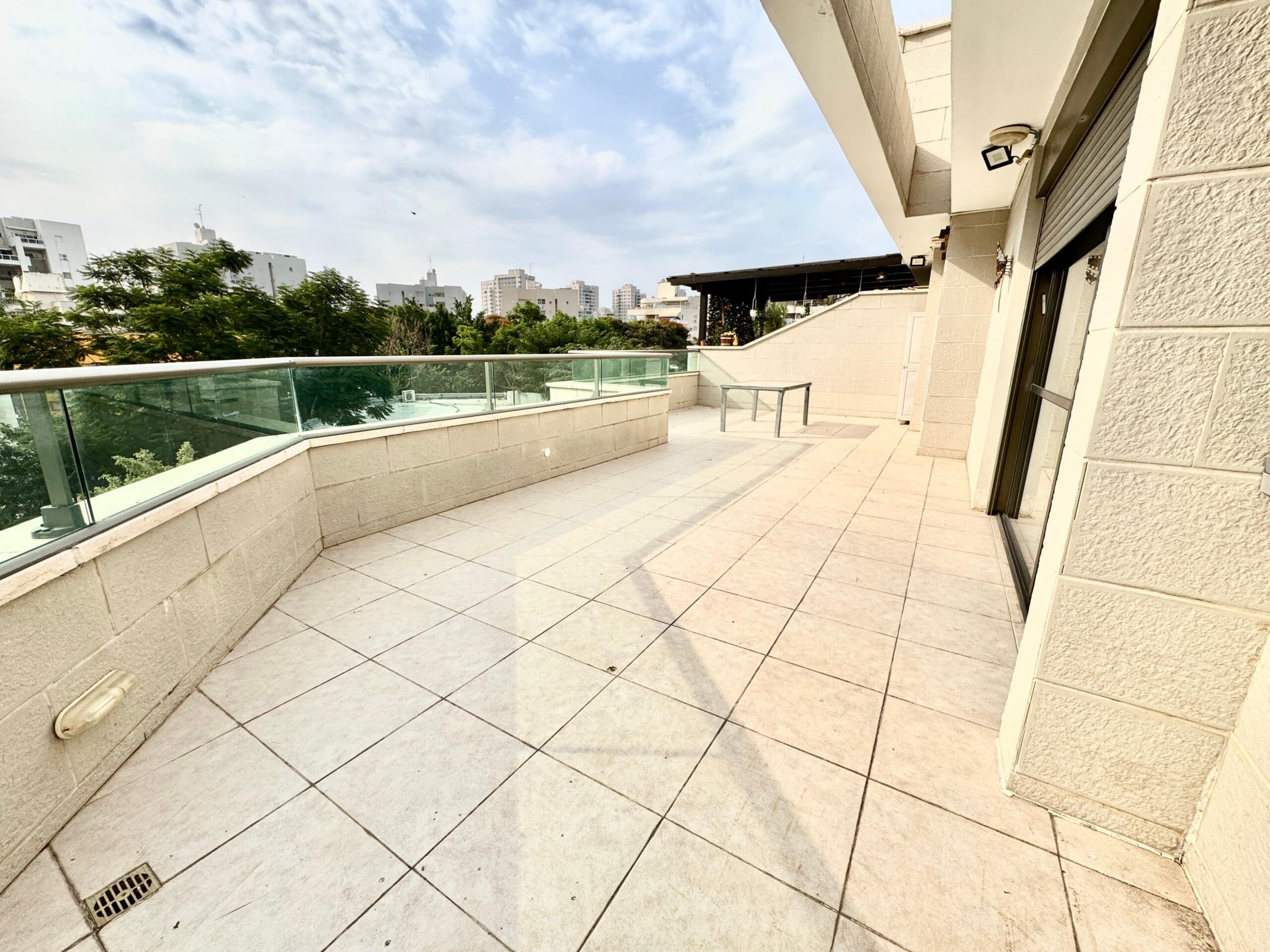 WhatsApp Image 2025-11-04 at 09.01.08