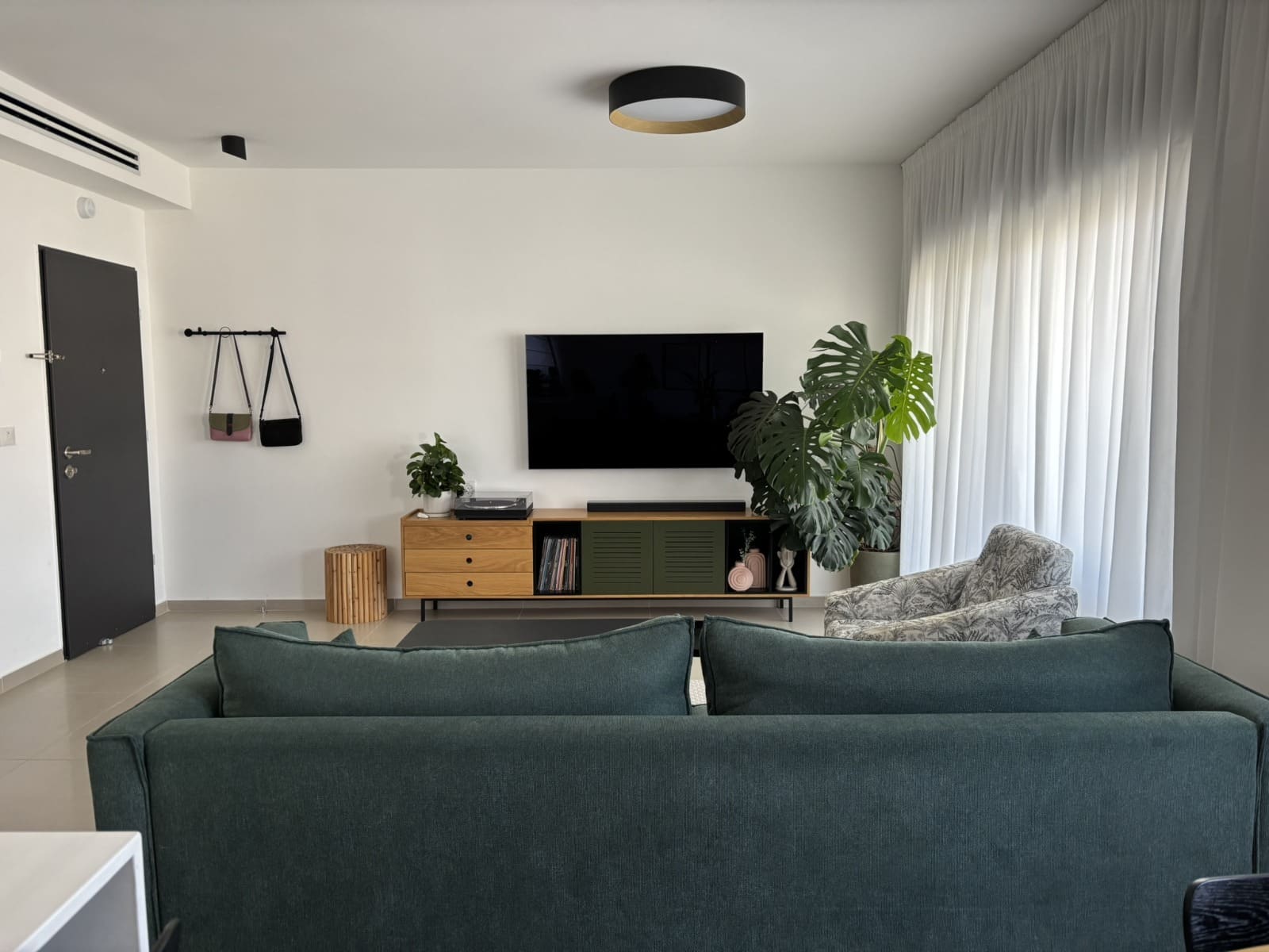 WhatsApp Image 2025-11-11 at 17.12.26 (1)