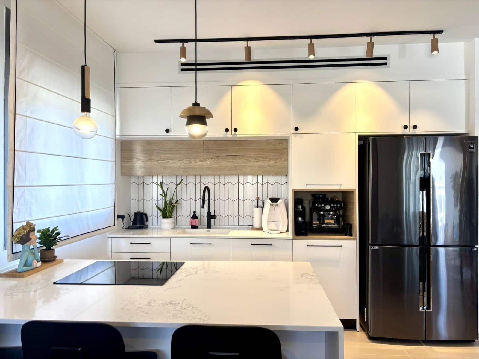 WhatsApp Image 2025-11-12 at 09.04.35