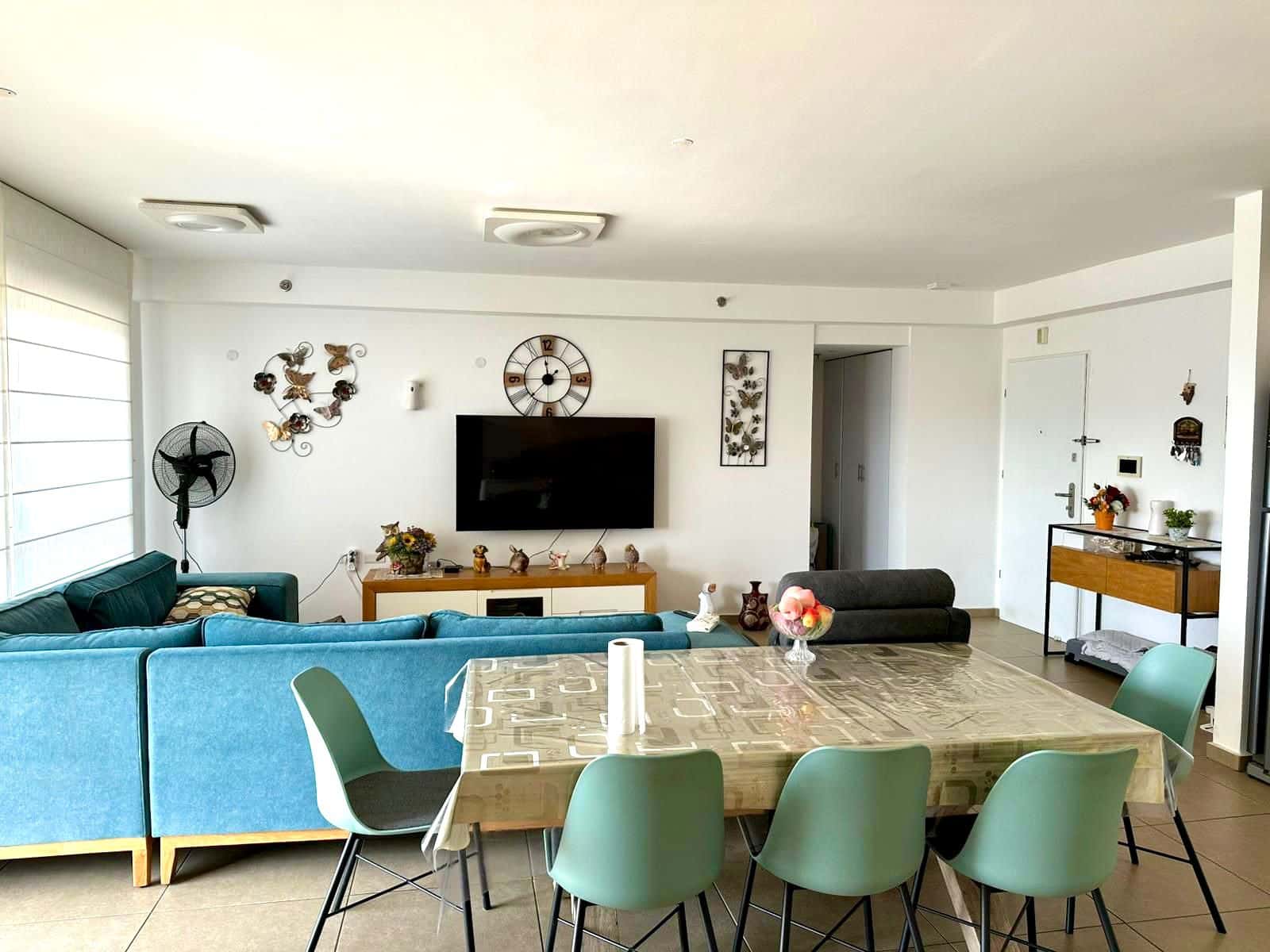 WhatsApp Image 2025-11-12 at 10.59.39 (1)