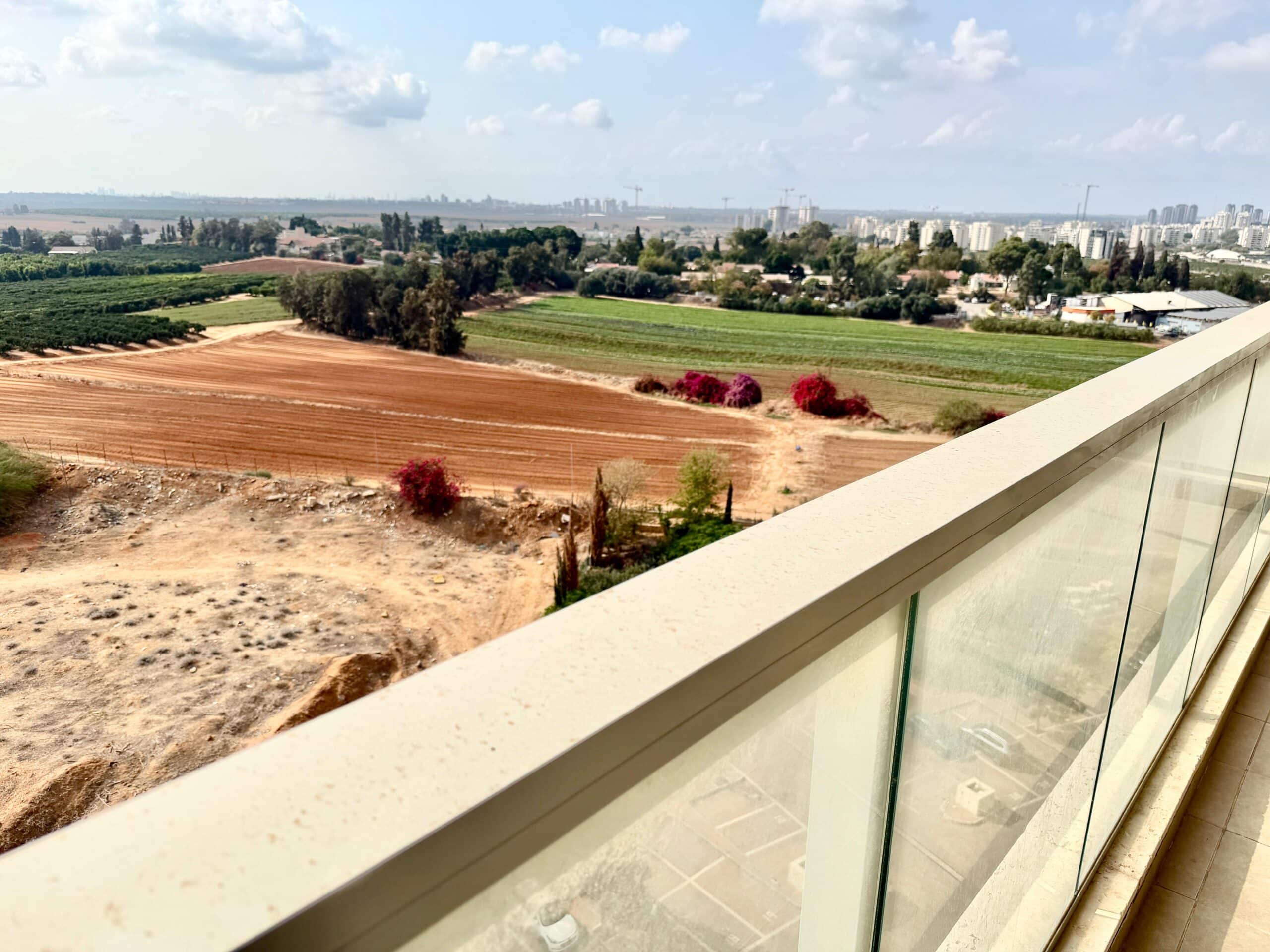 WhatsApp Image 2025-11-13 at 12.39.01