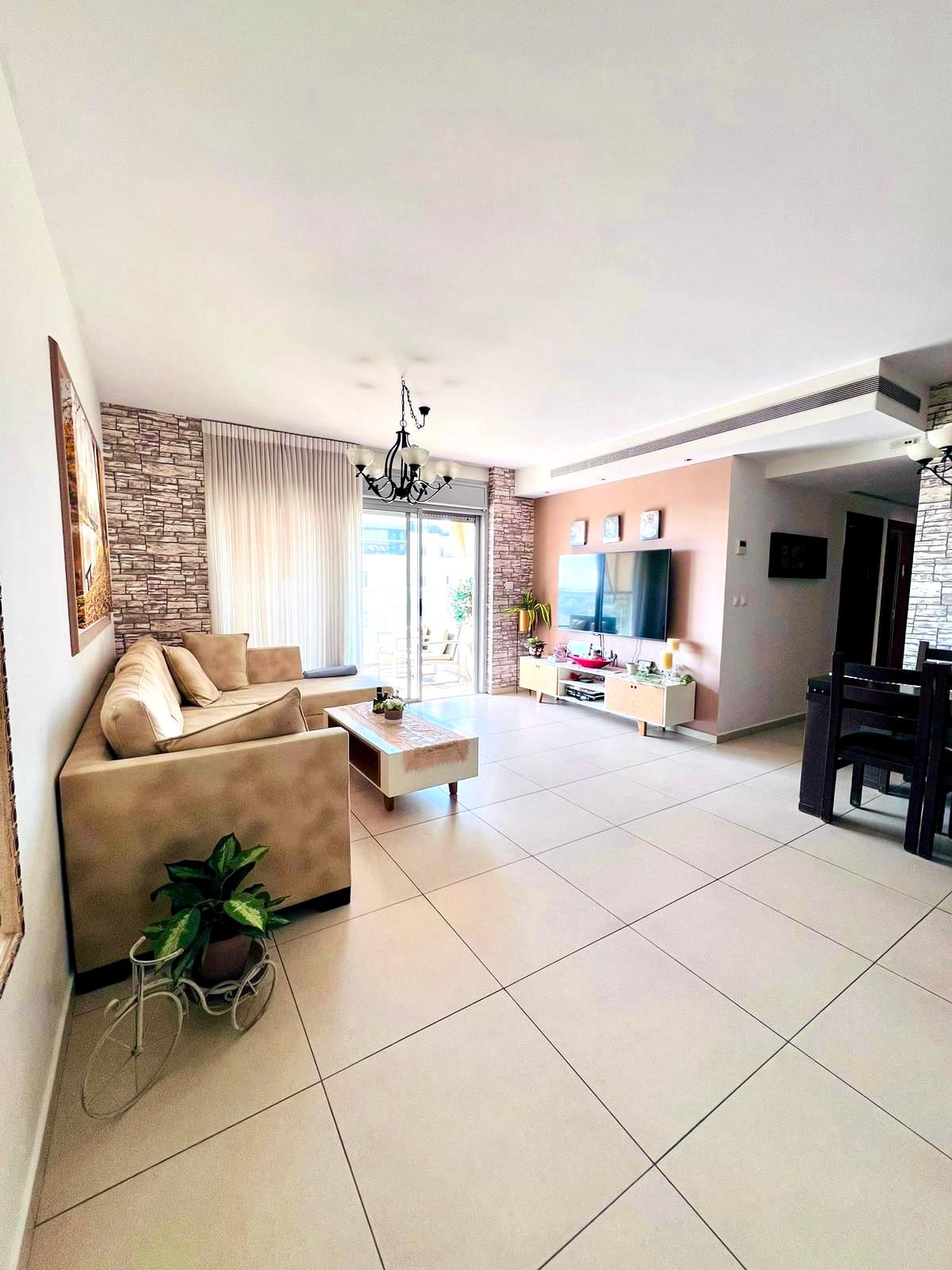 WhatsApp Image 2025-11-13 at 15.02.18