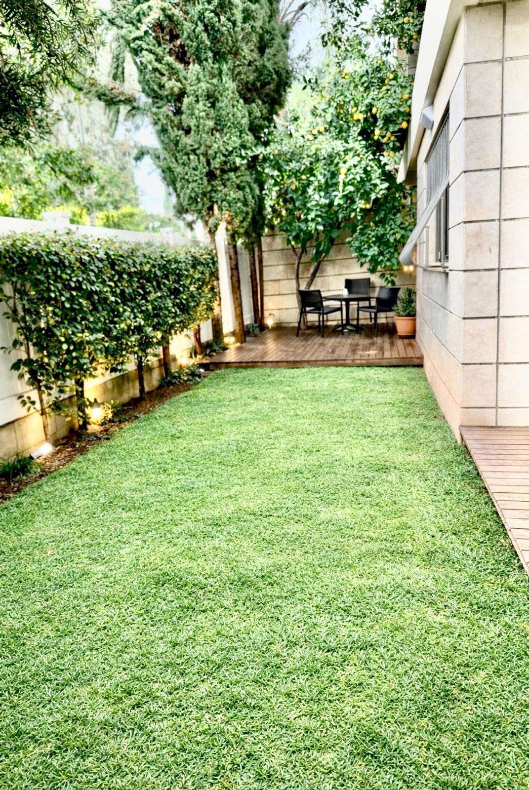 879faad1-8b6b-460f-9db5-f868574afb41