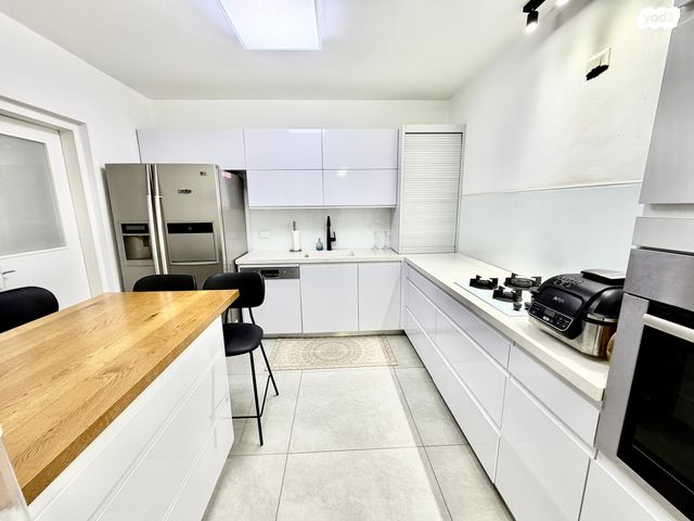 y2_4_Oi79QYv90a_20260108