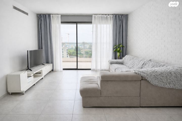 y2_1pa_010435_20260210001640