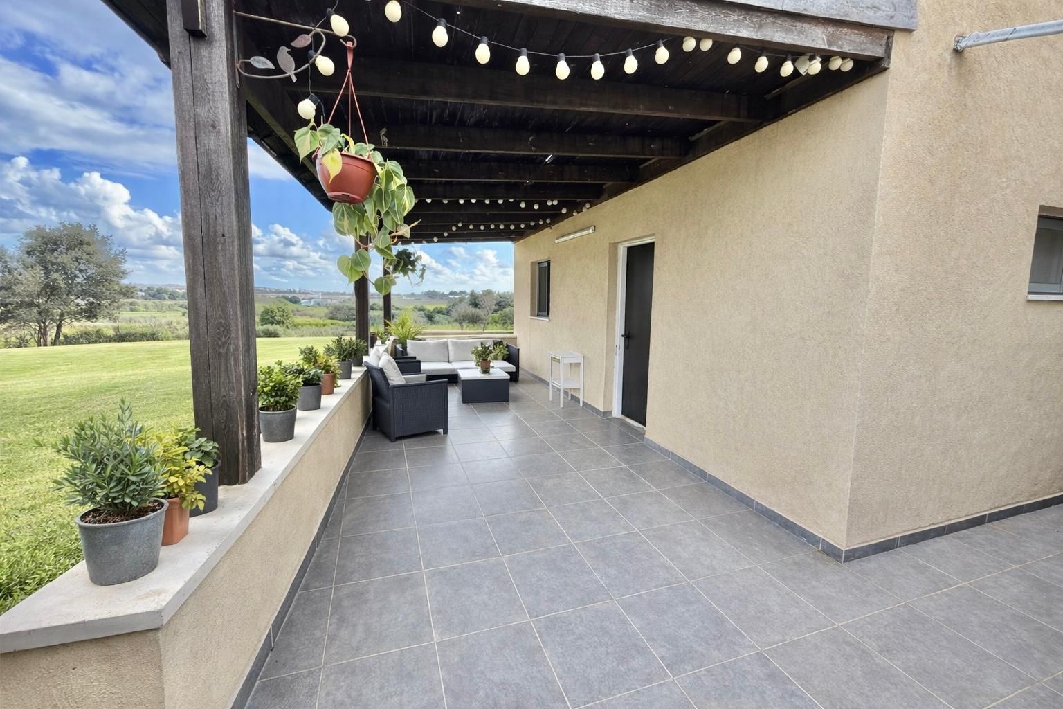 WhatsApp Image 2026-04-12 at 10.00.26